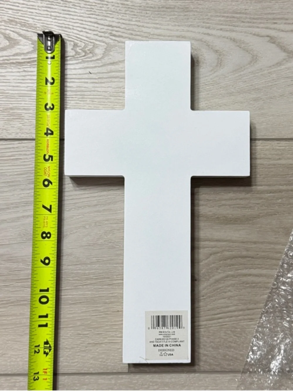 XM Arts simple white